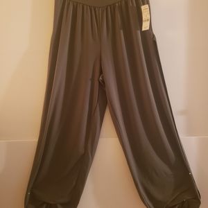 Baggy cut out pants